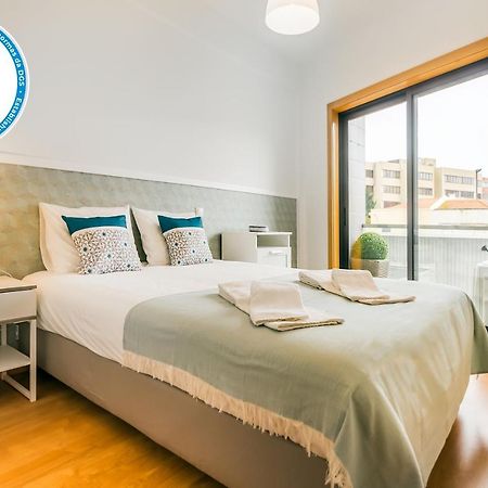 Appartamento Camoes Executive Flat OOporto Esterno foto